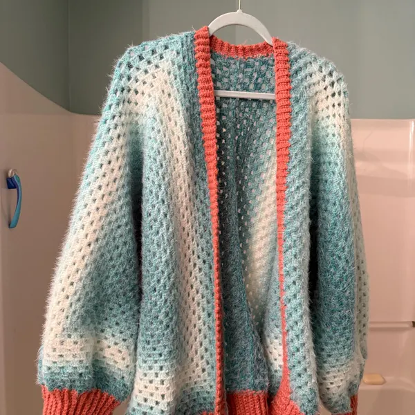 Cozy Elegance – Granny Hexagon Crochet Cardigan Pattern